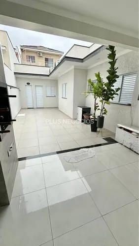 Casa à venda e aluguel com 3 quartos, 142m² - Foto 7