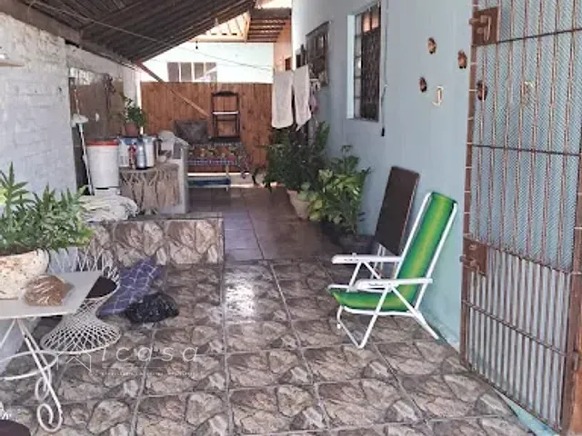 Casa com 252m² 2 quartos e 1 banheiro, à venda, no bairro Perequê-Açu em Ubatuba