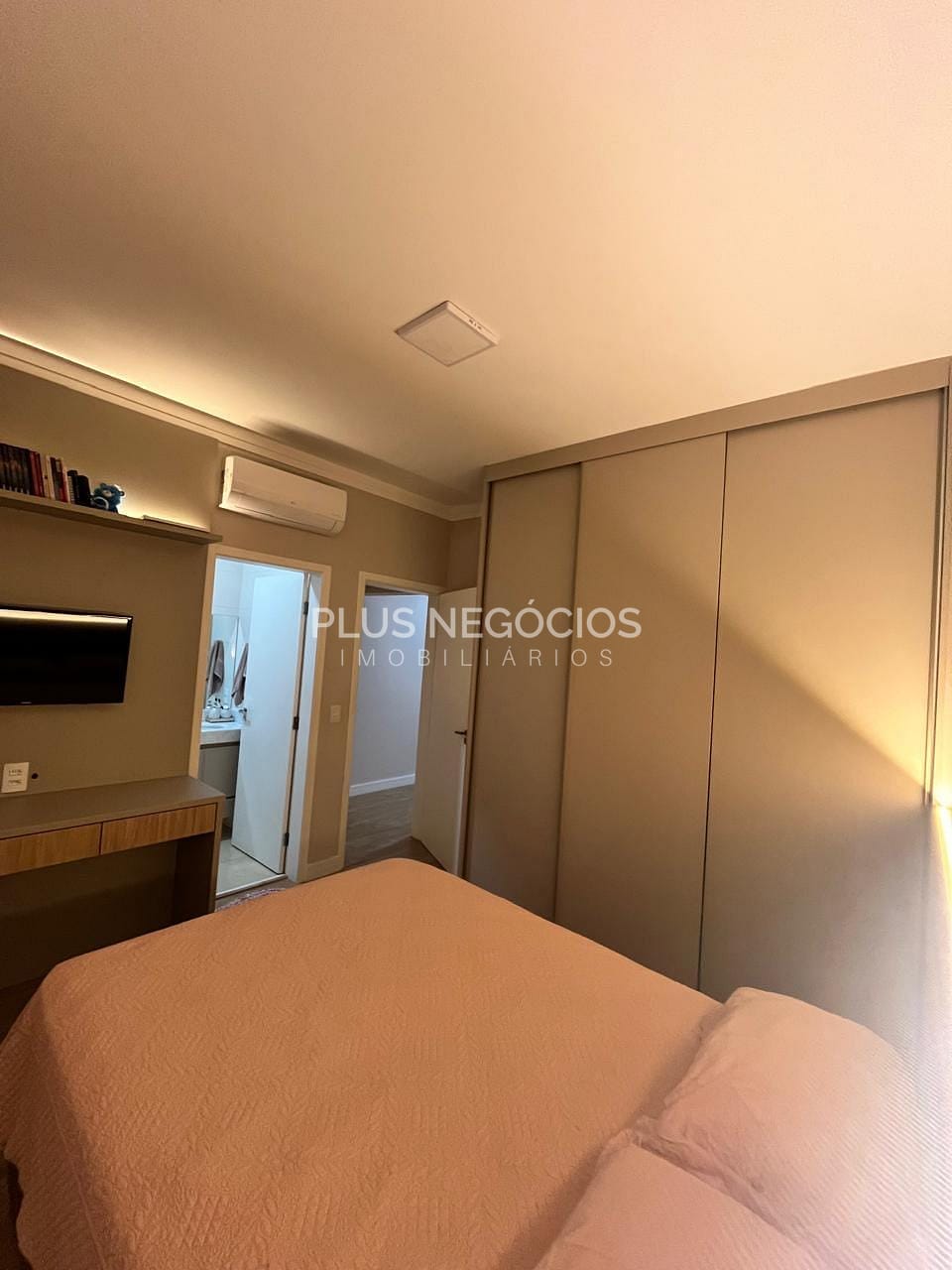 Casa à venda com 3 quartos, 260m² - Foto 42