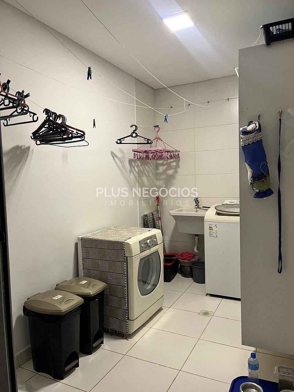 Casa à venda com 3 quartos, 260m² - Foto 22