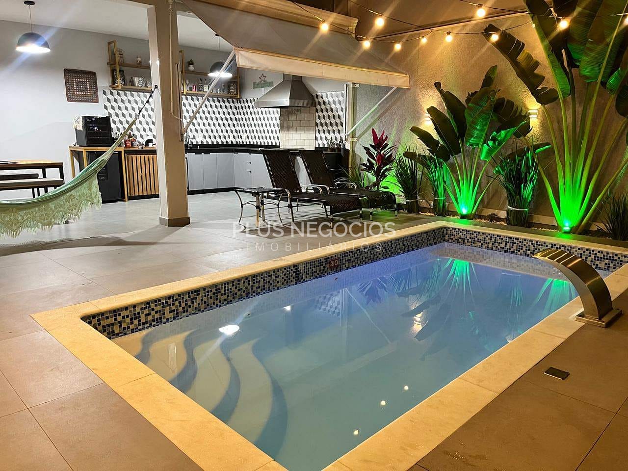 Casa à venda com 3 quartos, 260m² - Foto 17