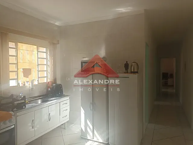 Casa 2 quartos e 1 banheiro, à venda, no bairro Bosque dos Eucaliptos em São José dos Campos