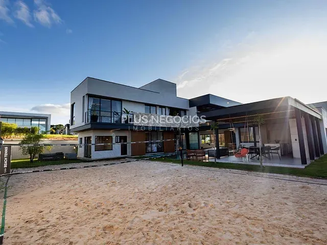 Casa com 530m² 4 quartos e 6 banheiros, à venda, no bairro Jardim Residencial Saint Patrick em Sorocaba