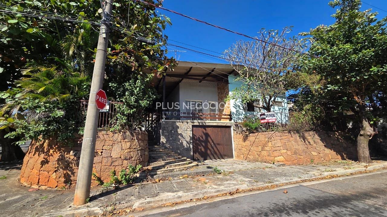 Casa, 2 quartos, 229 m² - Foto 1