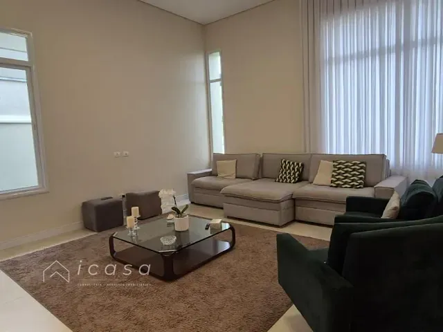 Casa com 601m² 3 quartos e 4 banheiros, à venda, no bairro Urbanova em São José dos Campos