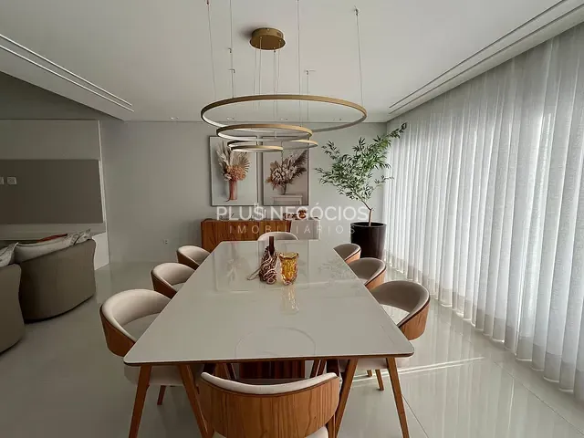 Casa com 434m² 4 quartos e 7 banheiros, à venda, no bairro Alphaville Nova Esplanada em Votorantim