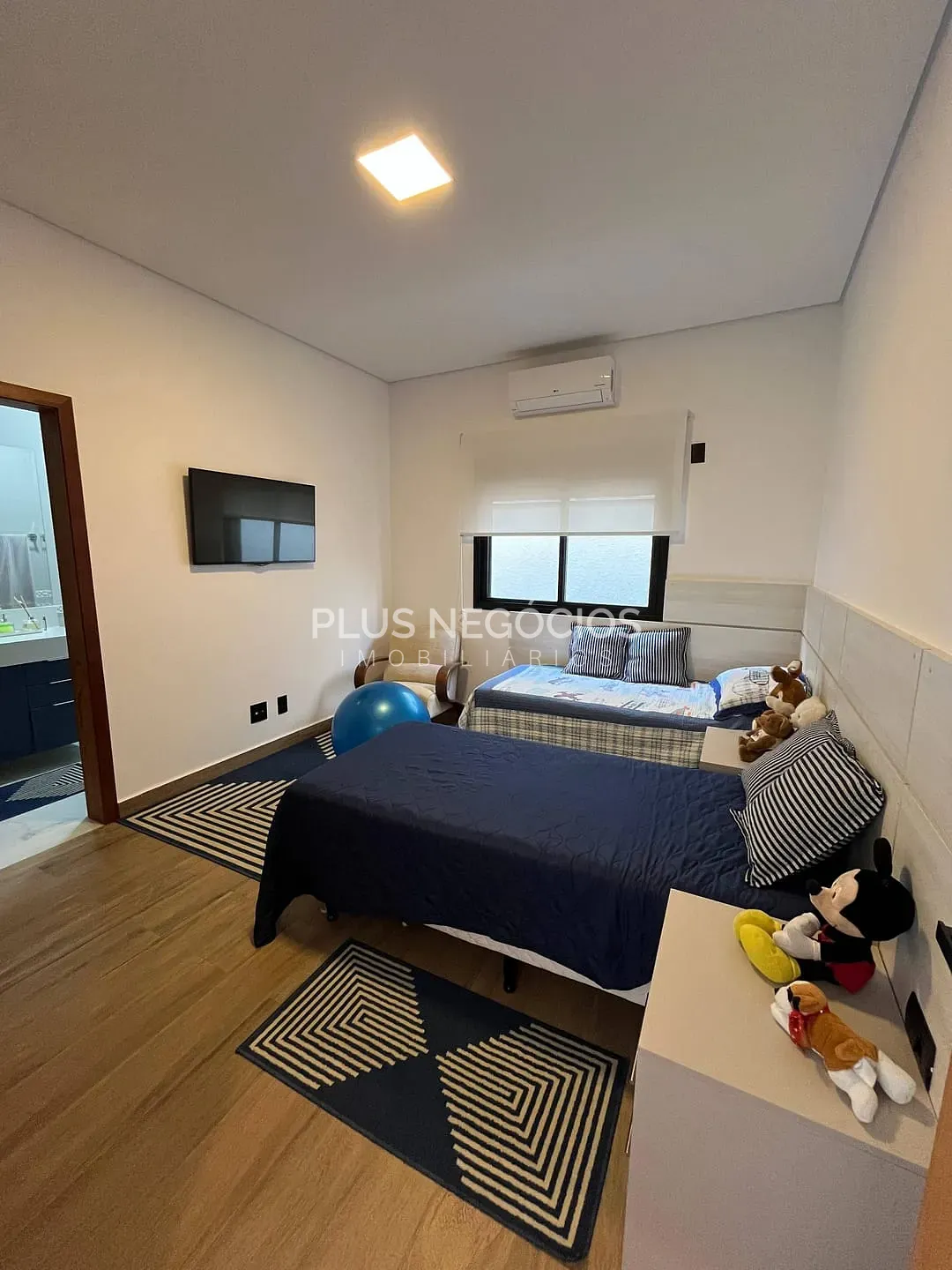 Casa, 3 quartos, 246 m² - Foto 23