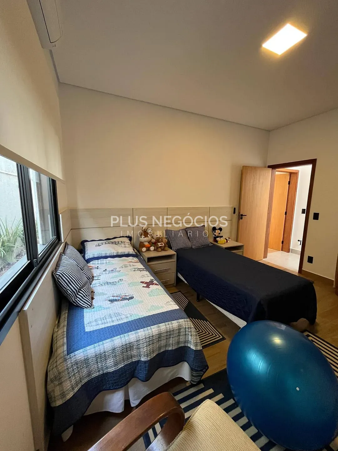 Casa, 3 quartos, 246 m² - Foto 24