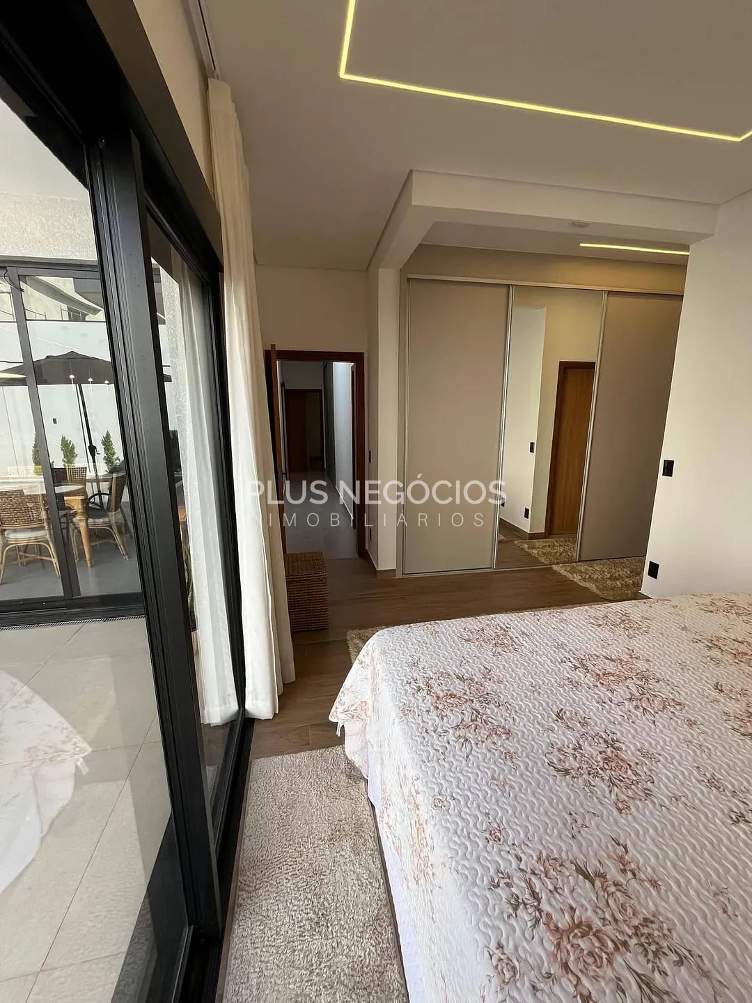 Casa, 3 quartos, 246 m² - Foto 28