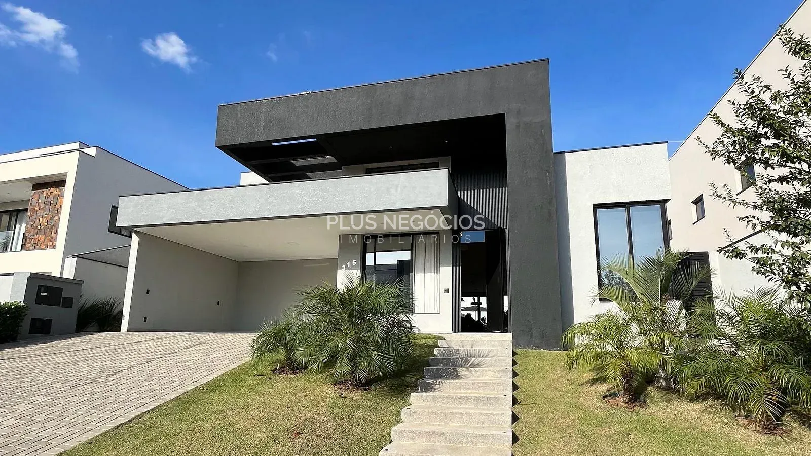 Casa, 3 quartos, 246 m² - Foto 1