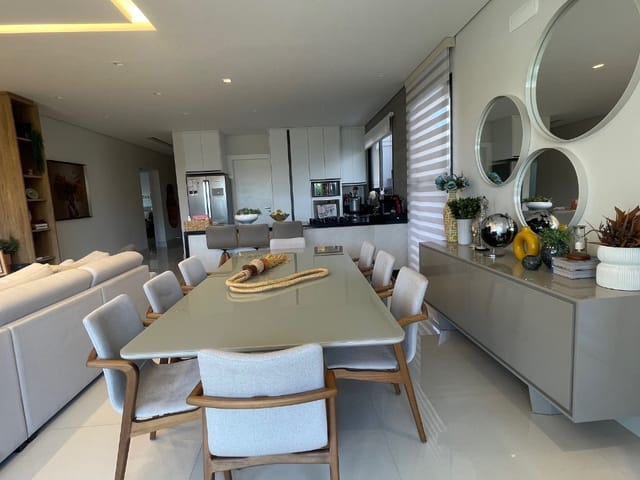 Casa com 449m² 3 quartos e 4 banheiros, à venda, no bairro Cidade Tamboré em Santana de Parnaíba