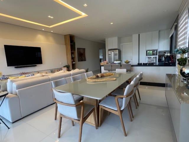 Casa com 449m² 3 quartos e 4 banheiros, à venda, no bairro Cidade Tamboré em Santana de Parnaíba