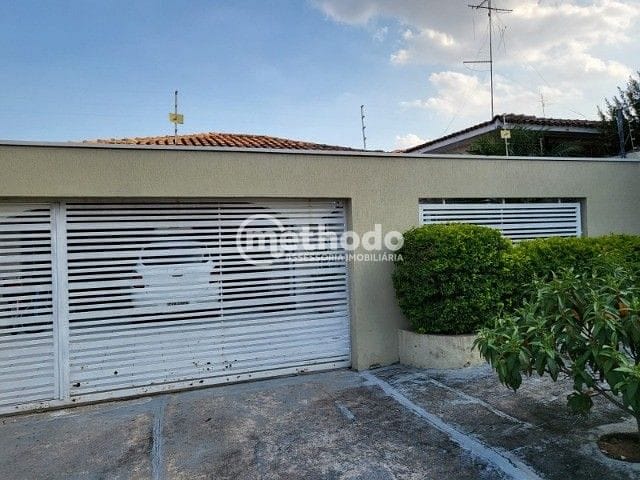 Casa, 4 quartos, 340 m² - Foto 1