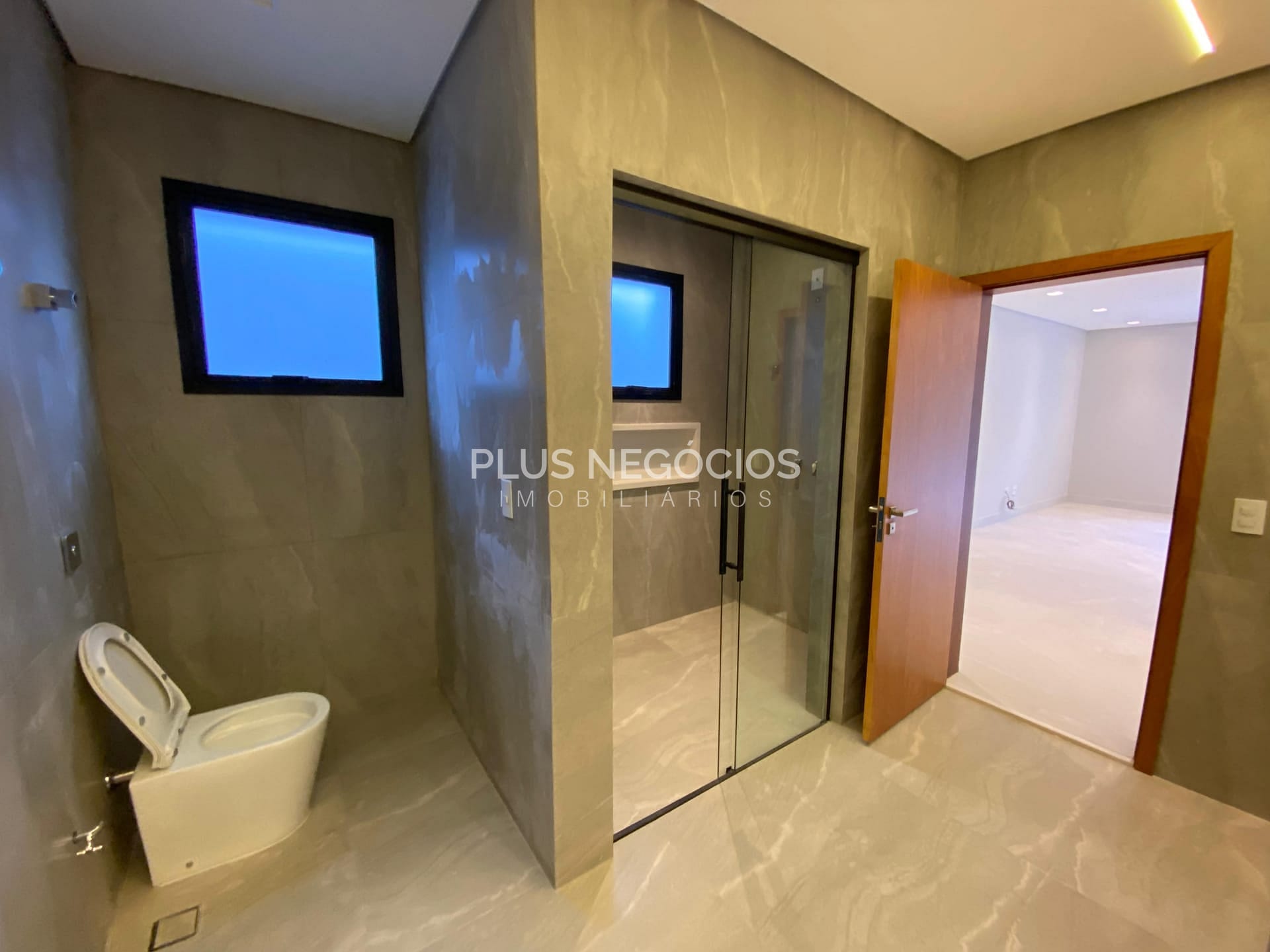 Casa à venda com 3 quartos, 680m² - Foto 7