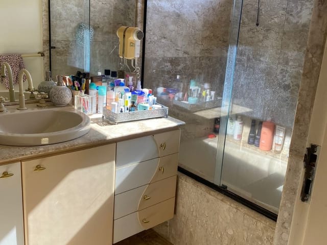 Casa com 560m² 4 quartos e 6 banheiros, à venda, no bairro Alphaville Residencial Um em Barueri