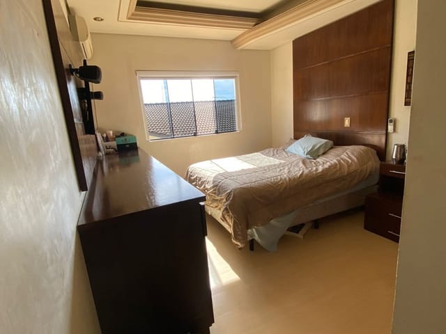 Casa com 560m² 4 quartos e 6 banheiros, à venda, no bairro Alphaville Residencial Um em Barueri
