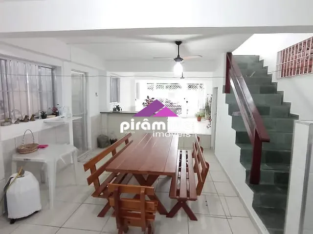 Casa com 135m² 3 quartos e 4 banheiros, à venda, no bairro Morro do Algodão em Caraguatatuba