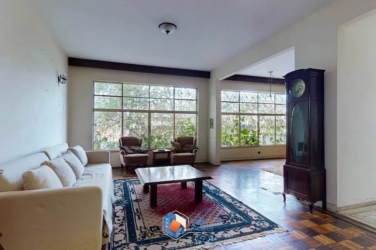 Casa, 3 quartos, 211 m² - Foto 1