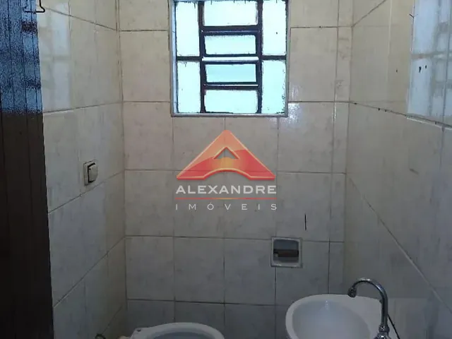 Casa 2 quartos e 1 banheiro, à venda, no bairro Centro em São José dos Campos