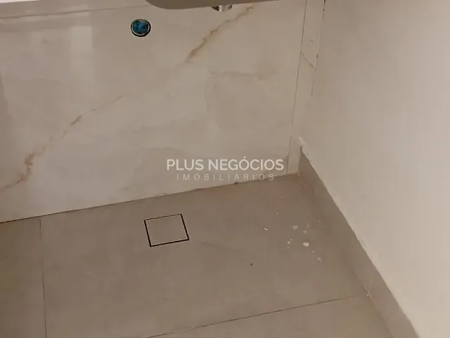 Casa com 200m² 3 quartos e 2 banheiros, à venda, no bairro Wanel Ville em Sorocaba