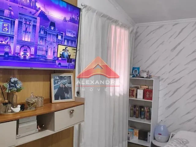 Casa 3 quartos e 2 banheiros, à venda, no bairro Jardim Satélite em São José dos Campos