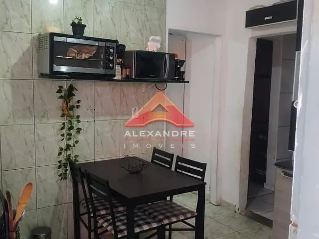 Casa 3 quartos e 2 banheiros, à venda, no bairro Jardim Satélite em São José dos Campos