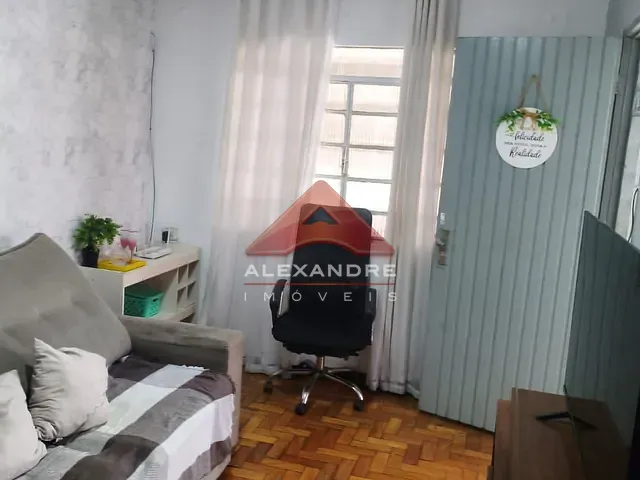 Casa 3 quartos e 2 banheiros, à venda, no bairro Jardim Satélite em São José dos Campos