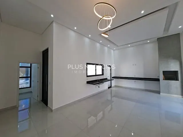 Casa com 200m² 3 quartos e 2 banheiros, à venda, no bairro Wanel Ville em Sorocaba