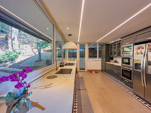 Casa com 3900m² 3 quartos e 7 banheiros, à venda, no bairro Residencial Tamboré em Barueri