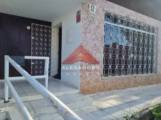 Casa 3 quartos e 1 banheiro, à venda, no bairro Monte Castelo em São José dos Campos