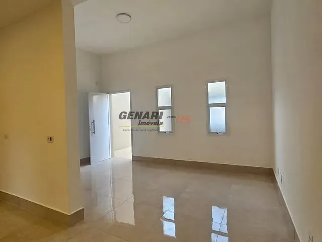 Casa com 100m² 2 quartos e 2 banheiros, à venda, no bairro Parque Residencial Sabiás em Indaiatuba