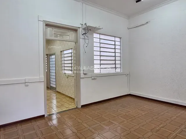 Casa à venda ou para alugar, no bairro Centro em Sorocaba