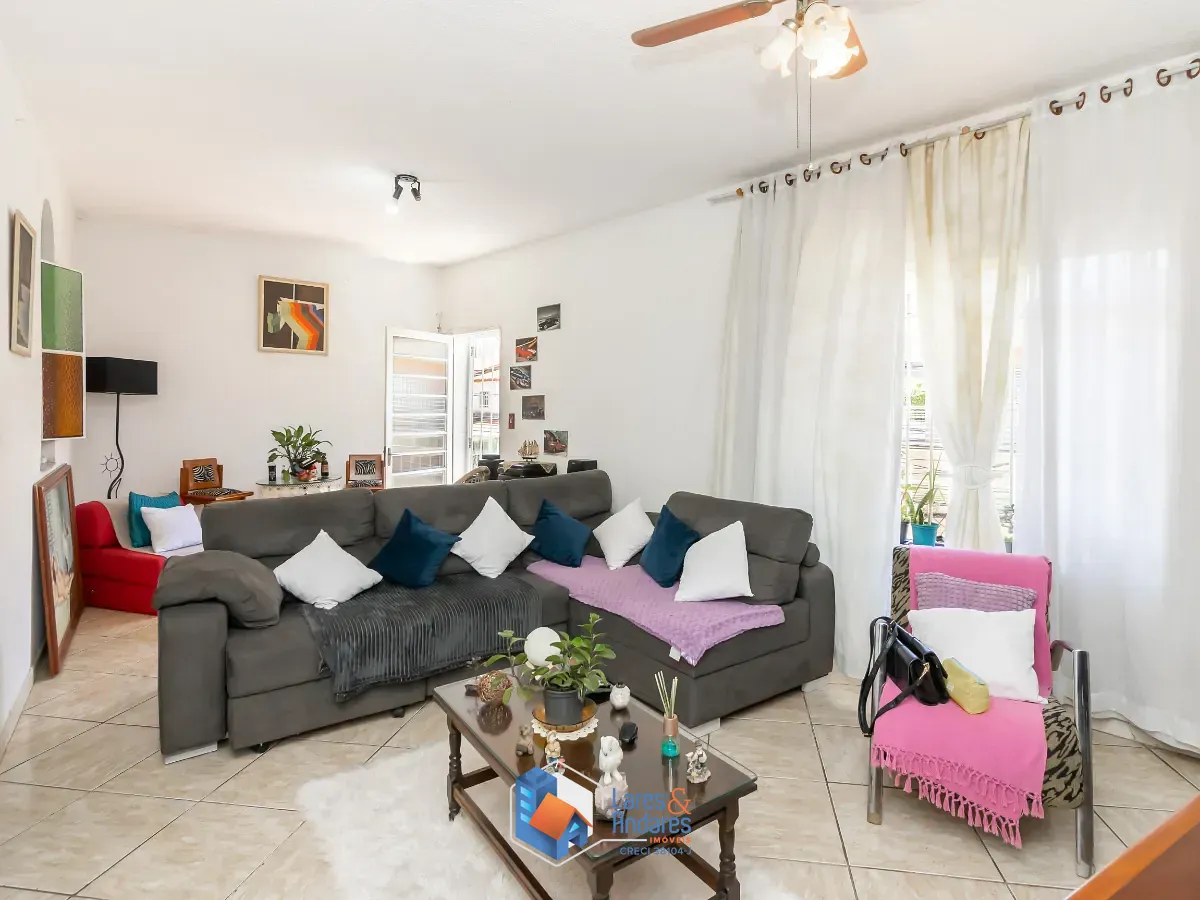Casa, 3 quartos, 278 m² - Foto 1