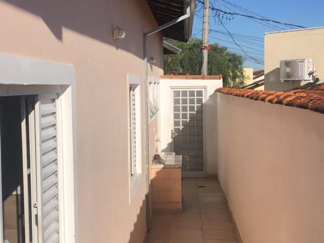Casa com 125m² 2 quartos e 2 banheiros, à venda, no bairro Cidade Jardim em Taubaté