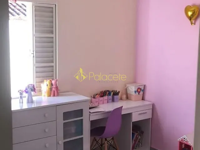 Casa com 125m² 2 quartos e 2 banheiros, à venda, no bairro Cidade Jardim em Taubaté