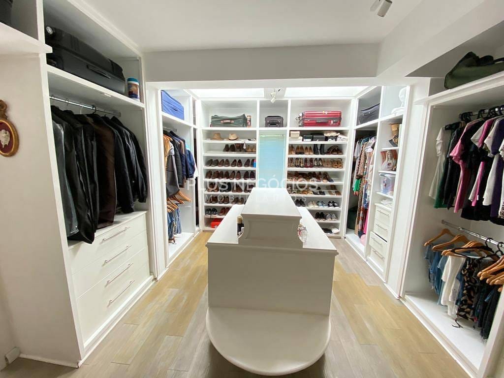Casa à venda com 5 quartos, 1000m² - Foto 22