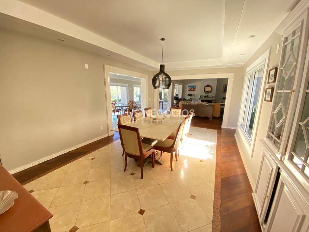 Casa à venda com 5 quartos, 1000m² - Foto 17