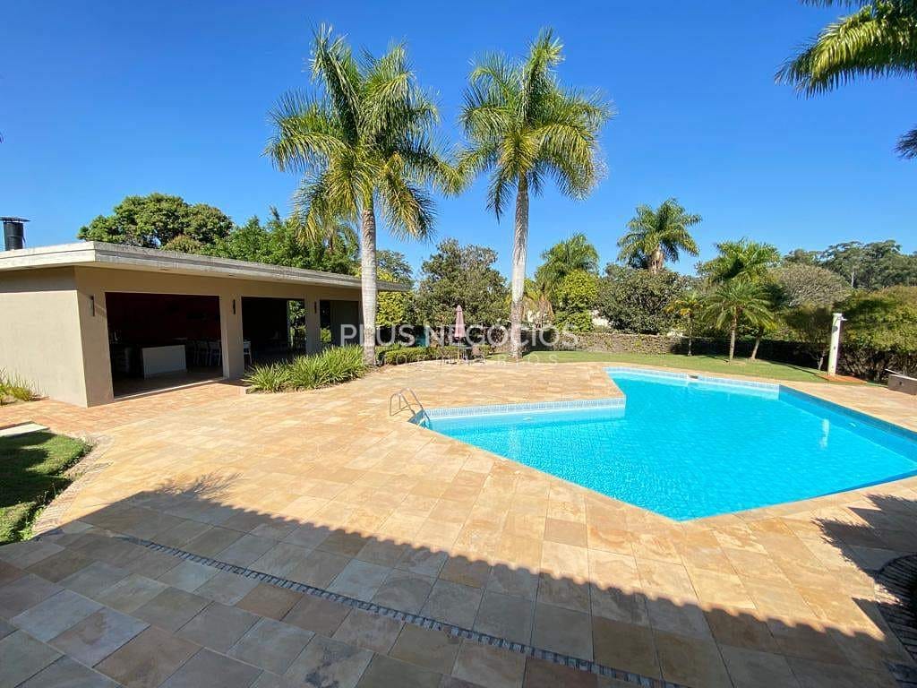 Casa à venda com 5 quartos, 1000m² - Foto 2