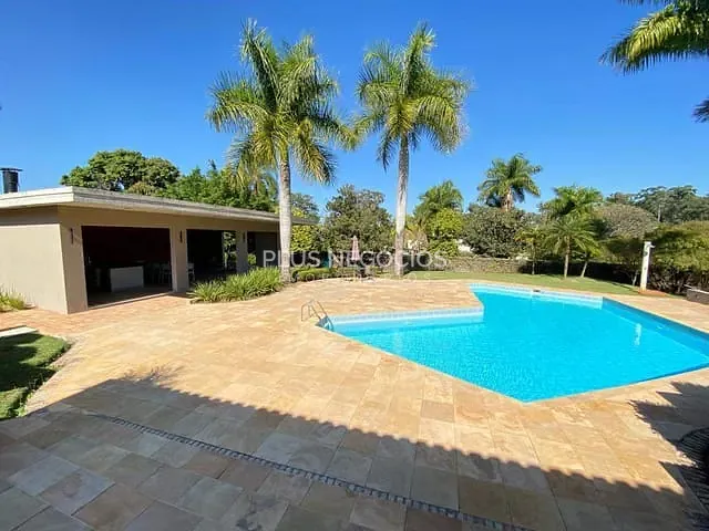 Casa com 4000m² 5 quartos e 8 banheiros, à venda, no bairro Chácaras Residenciais Santa Maria em Votorantim