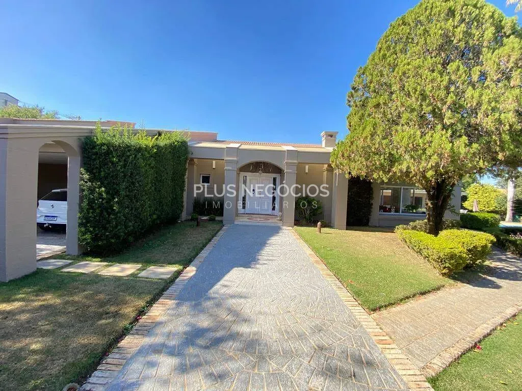 Casa, 5 quartos, 1000 m² - Foto 1