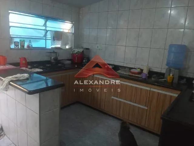 Casa 4 quartos e 2 banheiros, à venda, no bairro Jardim Paulista em São José dos Campos