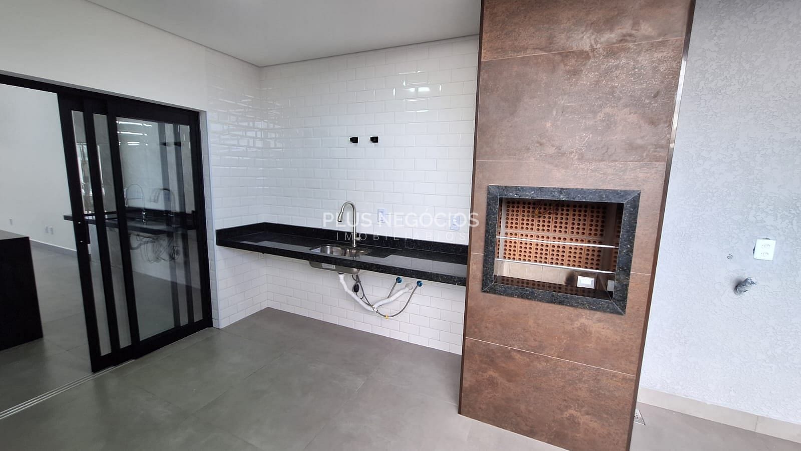 Casa à venda com 3 quartos, 114m² - Foto 9
