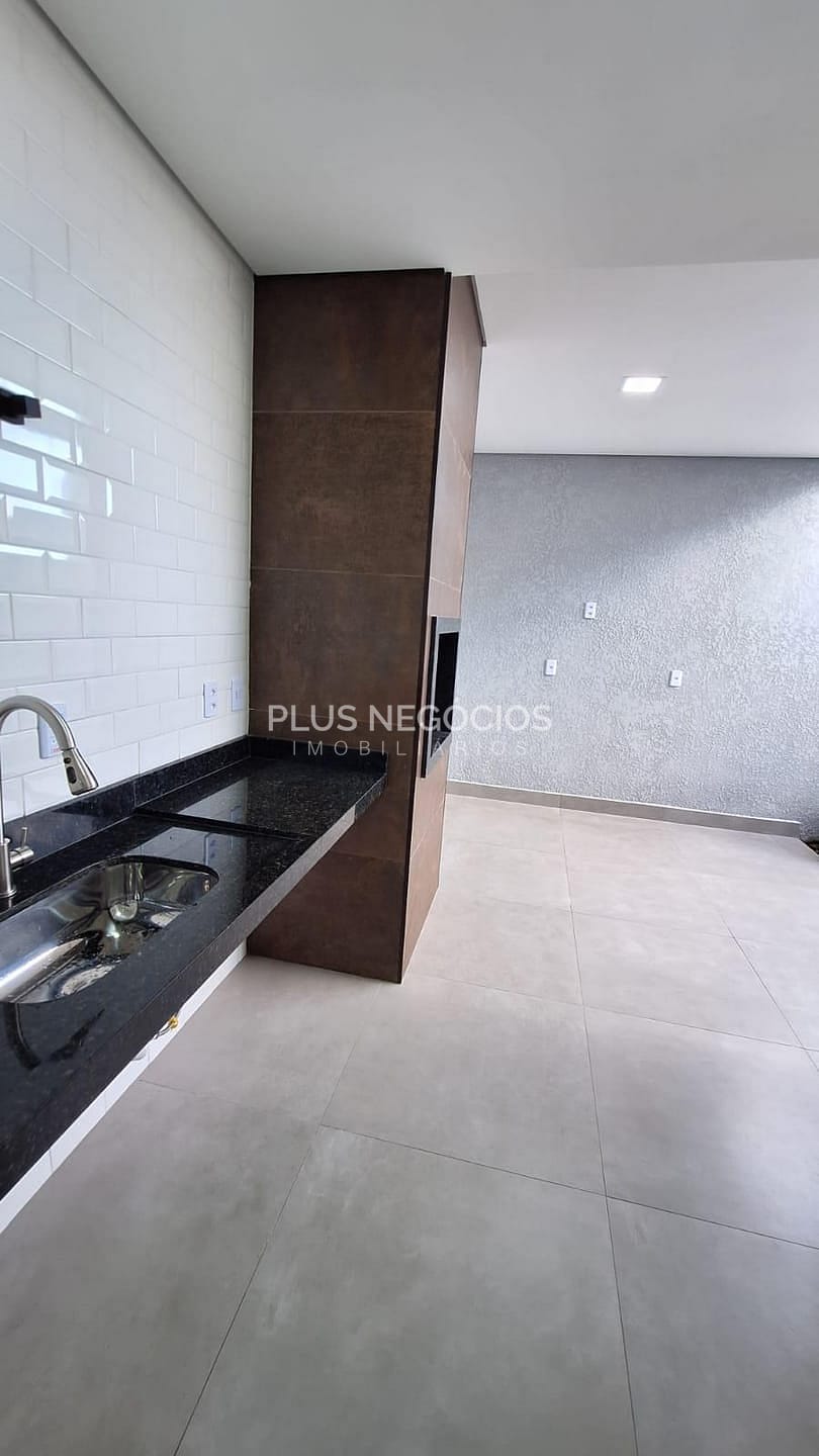 Casa à venda com 3 quartos, 114m² - Foto 8