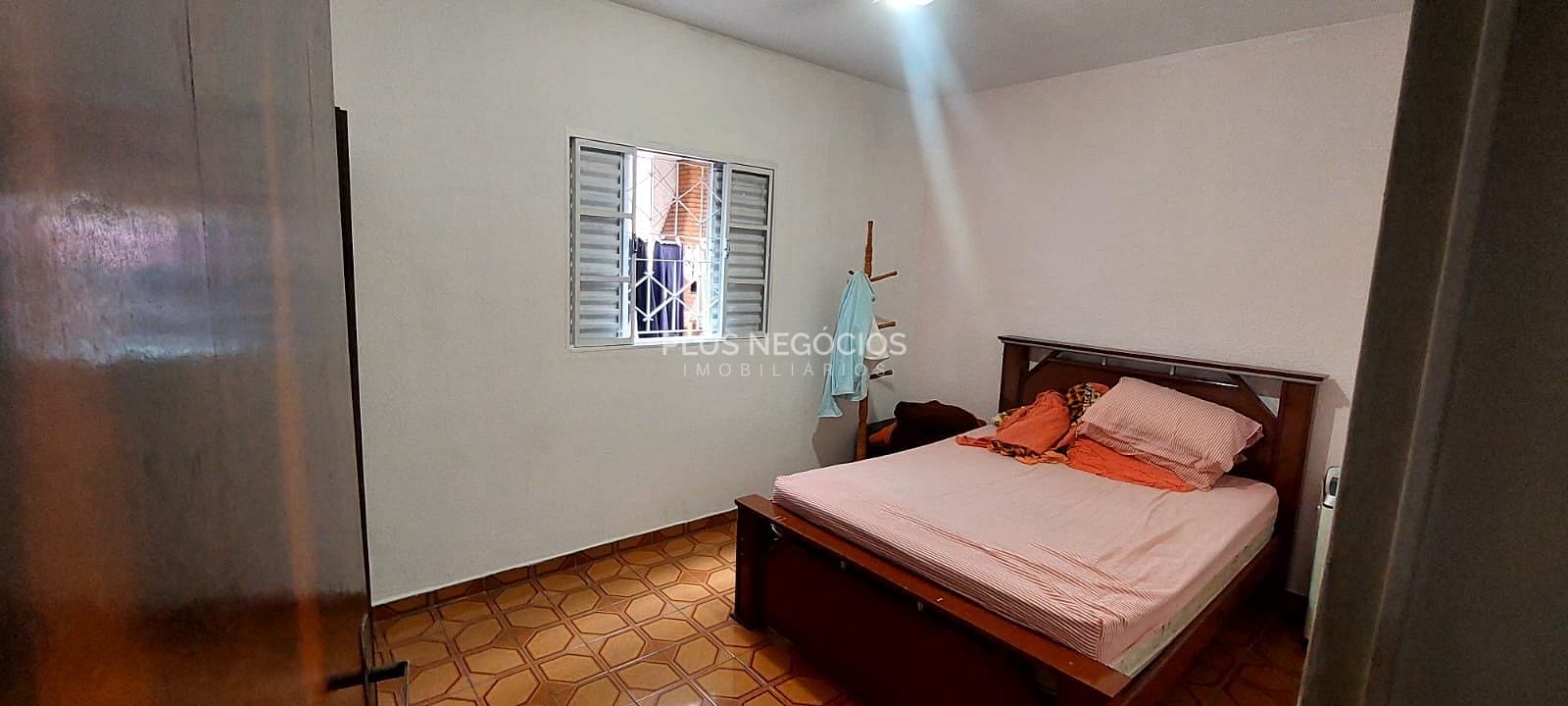 Casa à venda com 2 quartos, 161m² - Foto 4