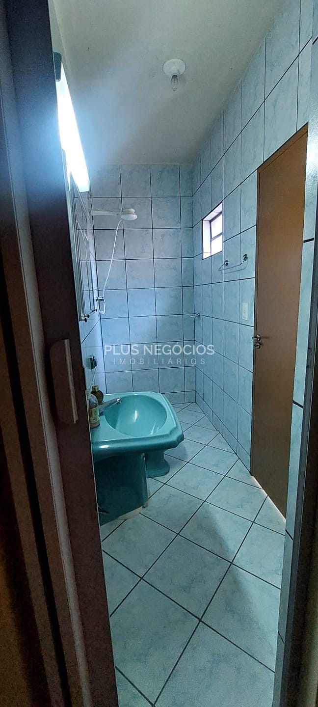 Casa à venda com 2 quartos, 161m² - Foto 7