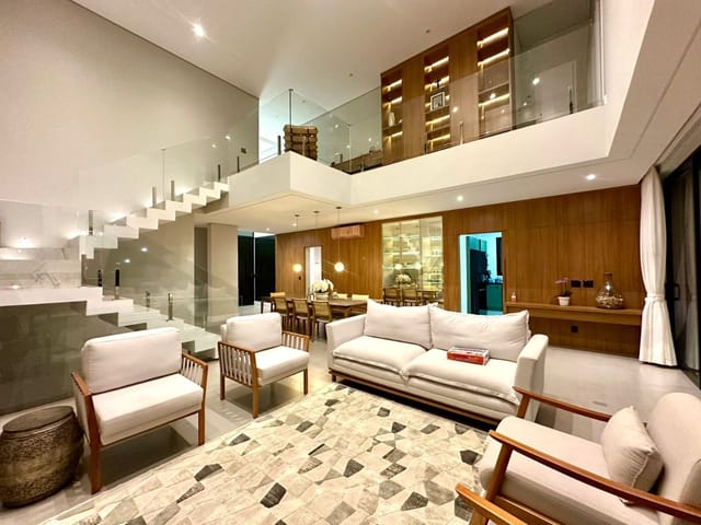 Casa com 467m² 5 quartos e 7 banheiros, à venda, no bairro Alphaville em Santana de Parnaíba