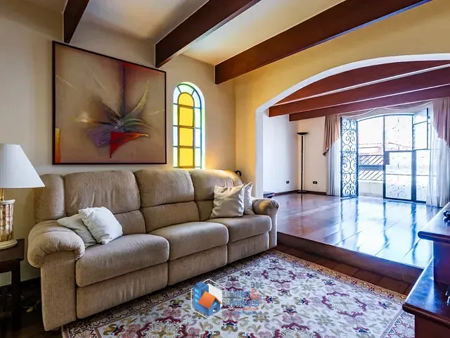 Casa com 113m² 3 quartos e 4 banheiros, à venda, no bairro Jardim Aeroporto em São Paulo