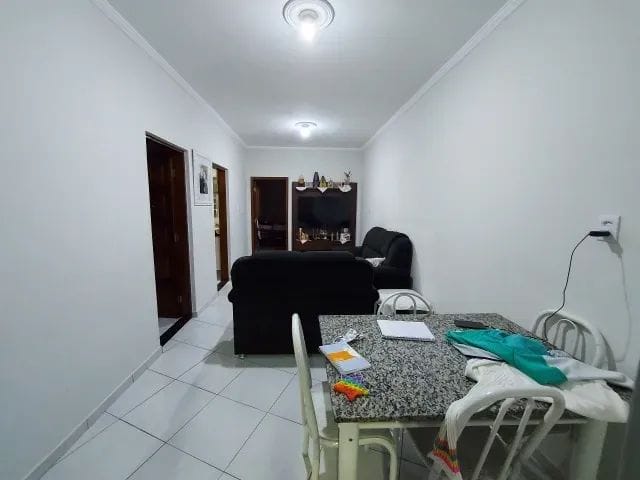 Casa 2 quartos e 1 banheiro, à venda, no bairro Bosque da Saúde em Taubaté