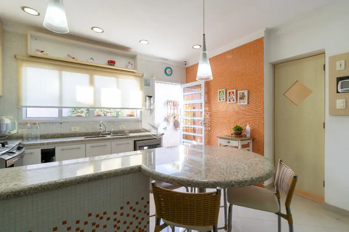 Casa, 3 quartos, 320 m² - Foto 13