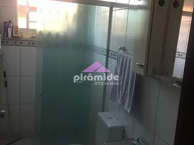 Casa com 132m² 2 quartos e 2 banheiros, à venda, no bairro Jardim Santa Luzia em São José dos Campos